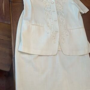 Lord & Taylor Off White Skirt Suit
